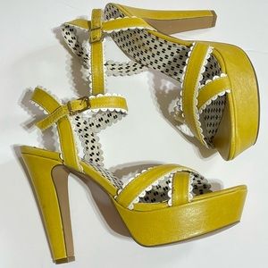 Jessica Simpson Victorina Platform Sandals